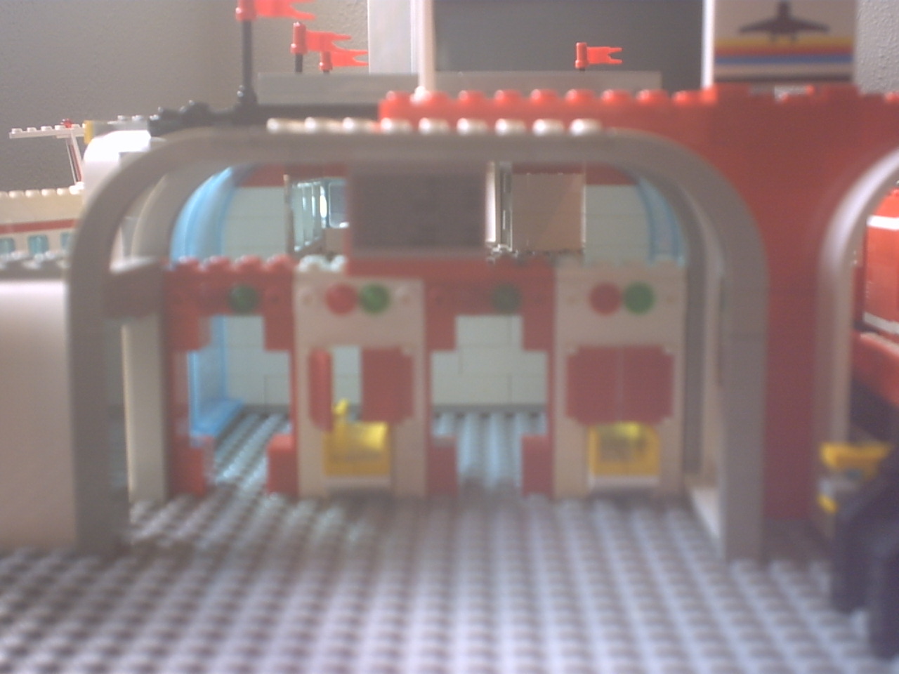 airport_terminal_with_monorail_station_4.jpg