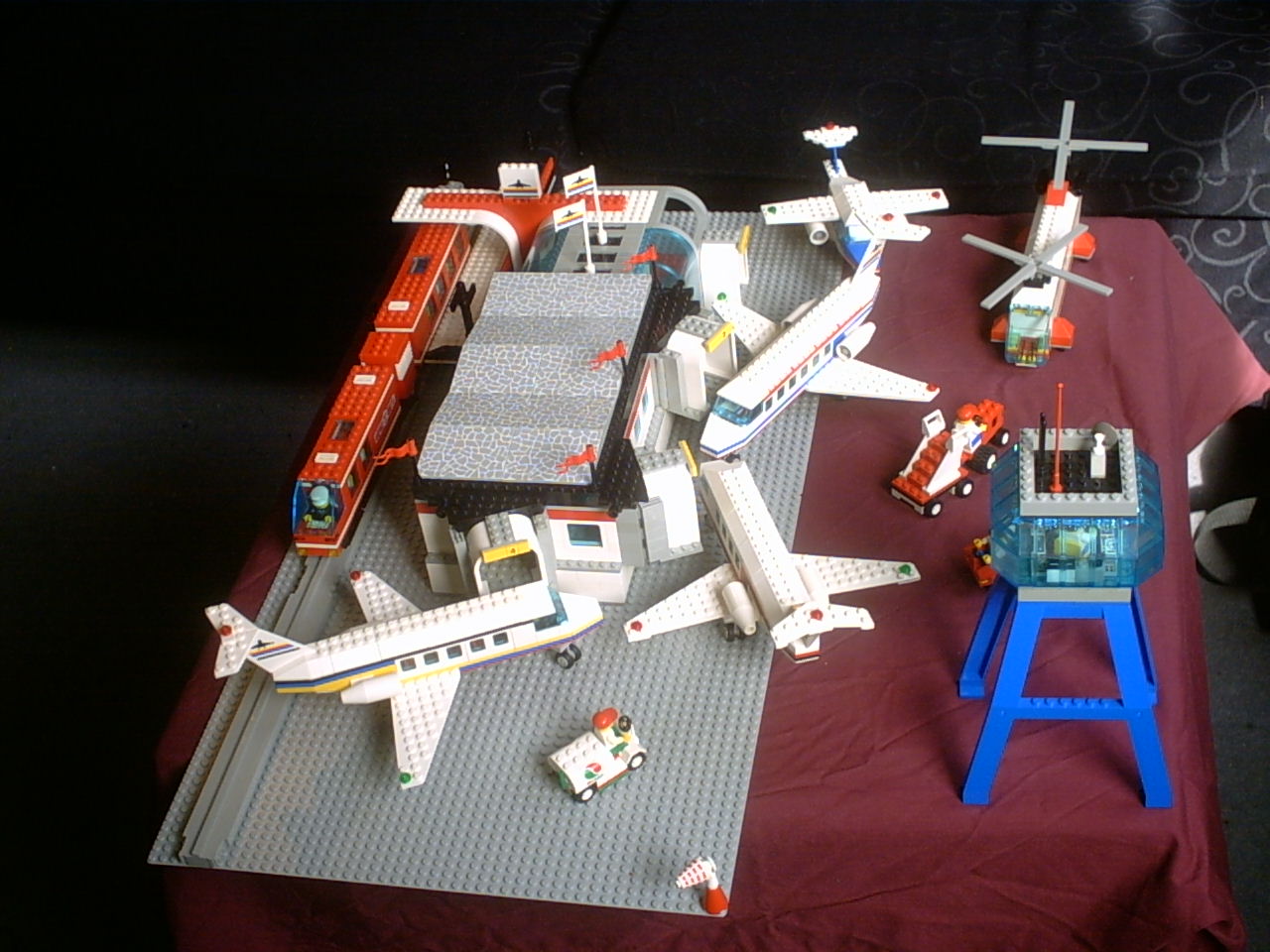 airport_terminal_with_monorail_station_6.jpg