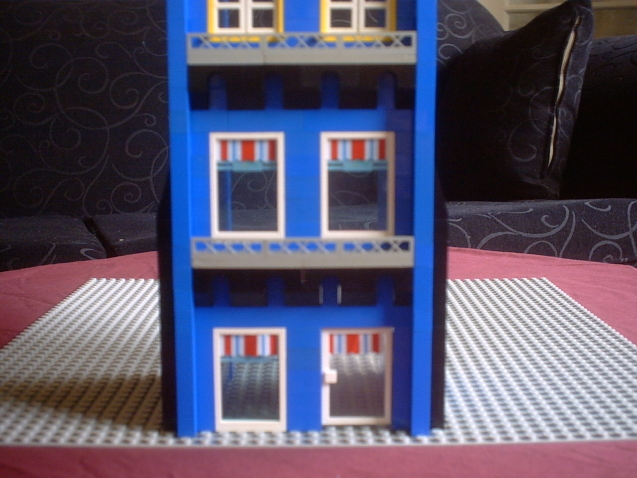 blue_apartment_tower_2.jpg