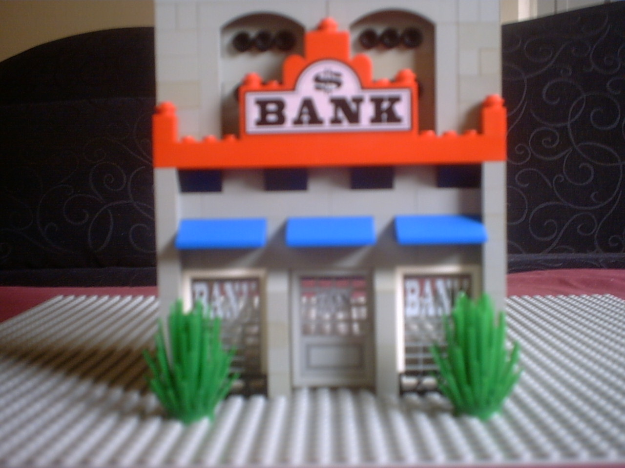 grey_bank_building_1.jpg