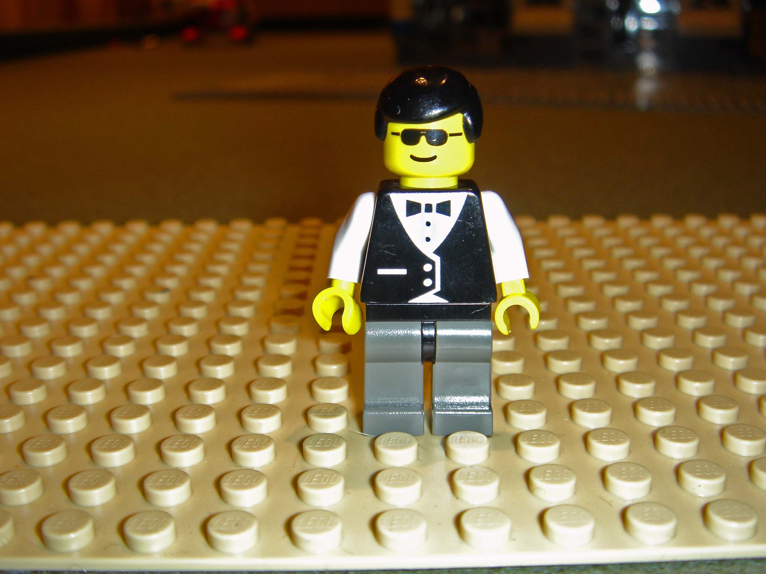 james_bond.jpg