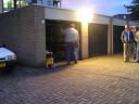 08_0613h_de_deur_gaat_open.jpg