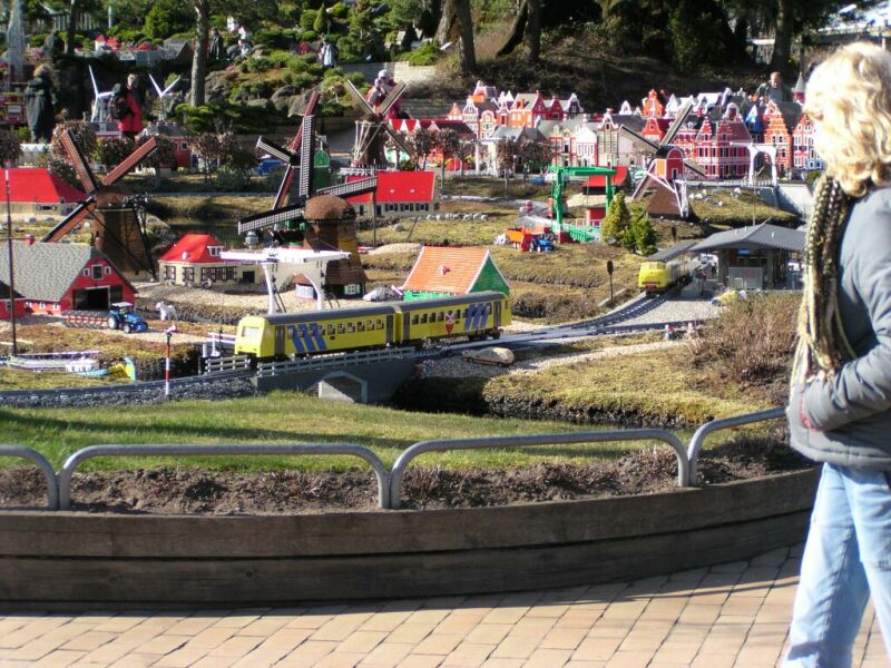 01-legoland-netherlands1.jpg