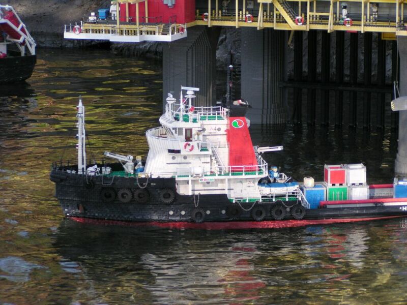 08-legoland-tugboat.jpg