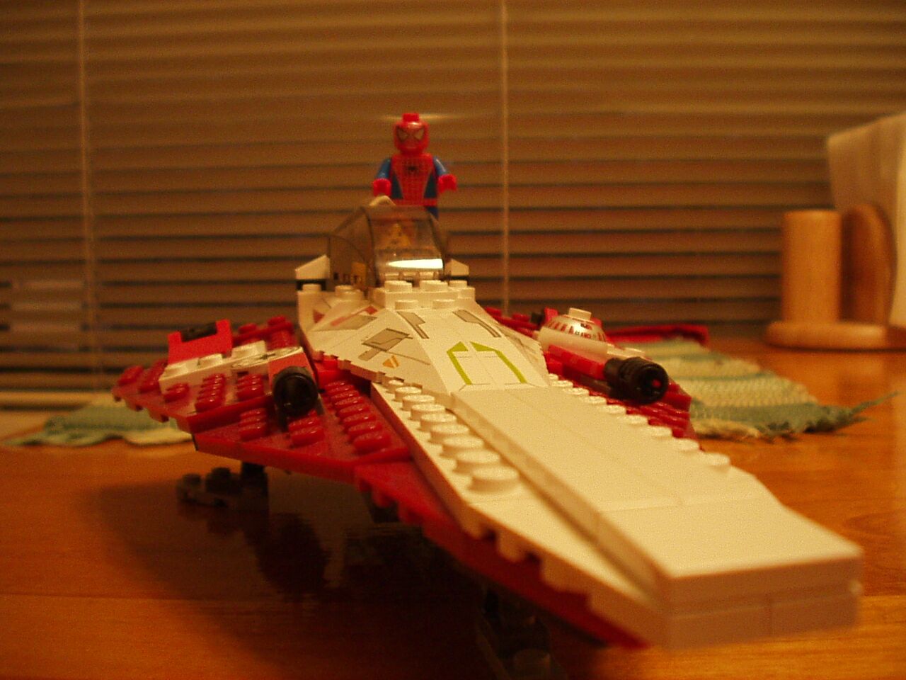 spidey_starfighter.jpg