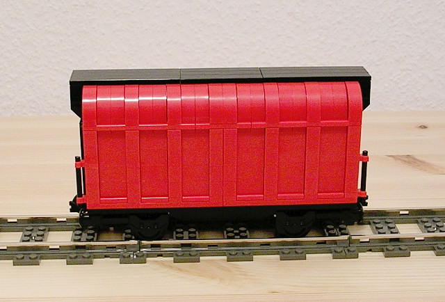 7wideredboxcar-04.jpg