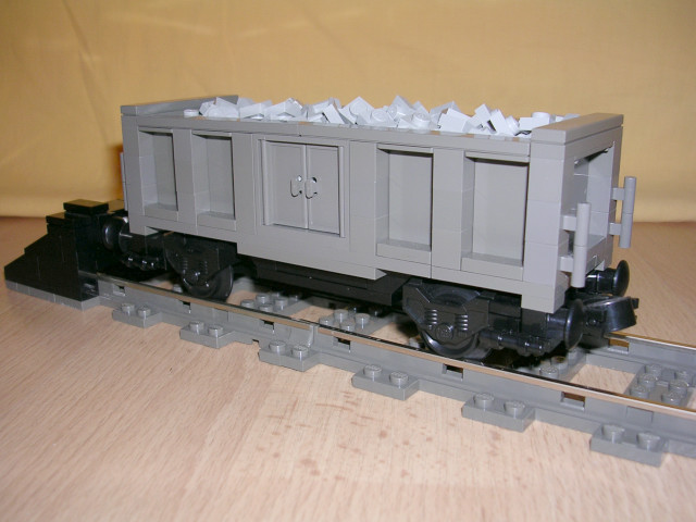 darkgraygondola-01.jpg