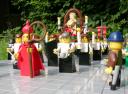 procession04.jpg