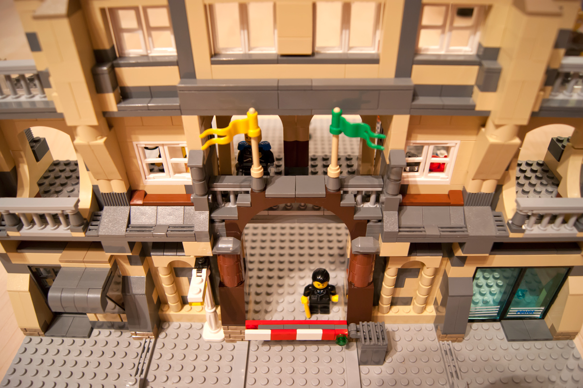 legopolicebuilding05.jpg