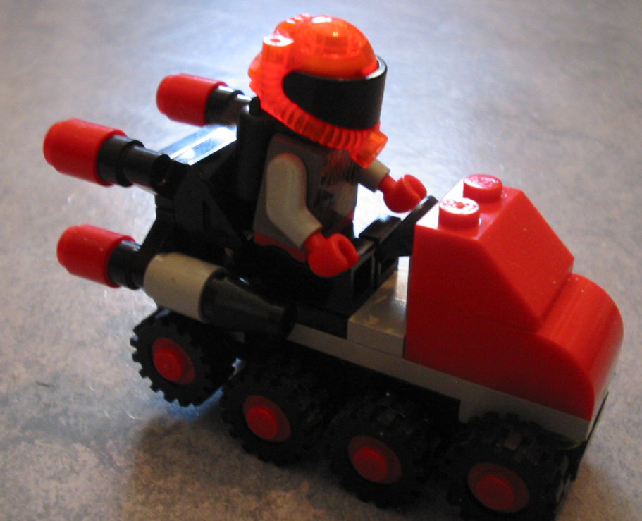 8-wheeler.jpg