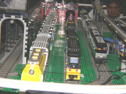 train-yard-472.jpg