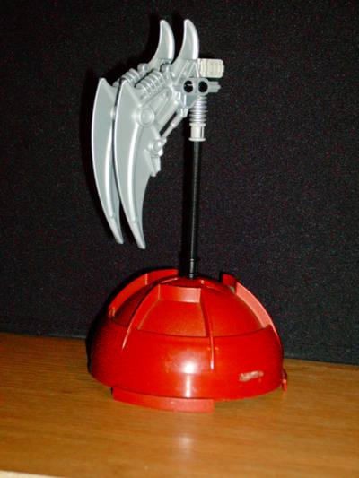 bionicle_weapon_mocs_038_bshelf.jpg