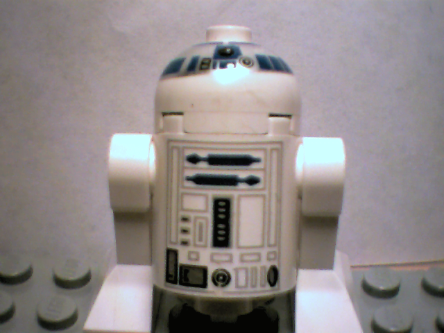 r2d2.bmp