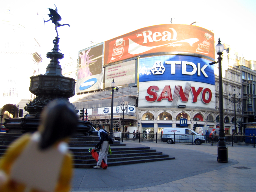 missy_on_leicester_square.jpg