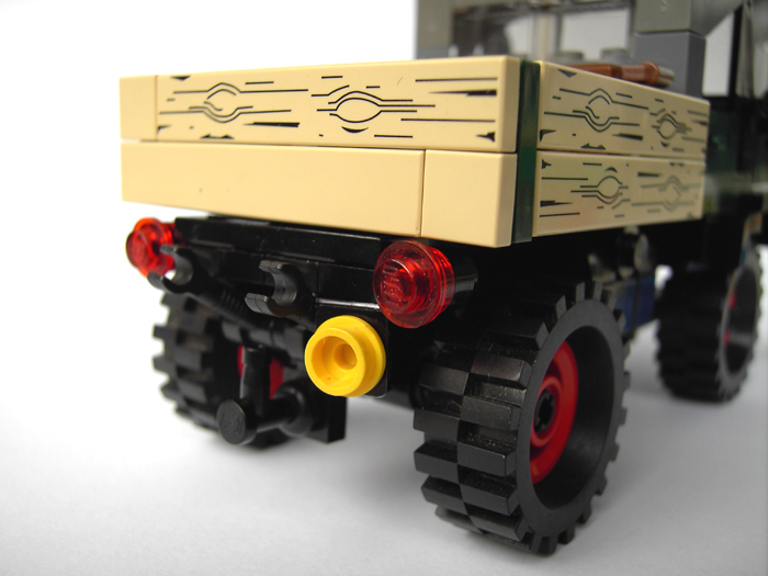 aunimog005.jpg