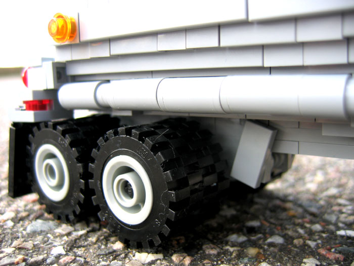 detailtrailersuspension.jpg