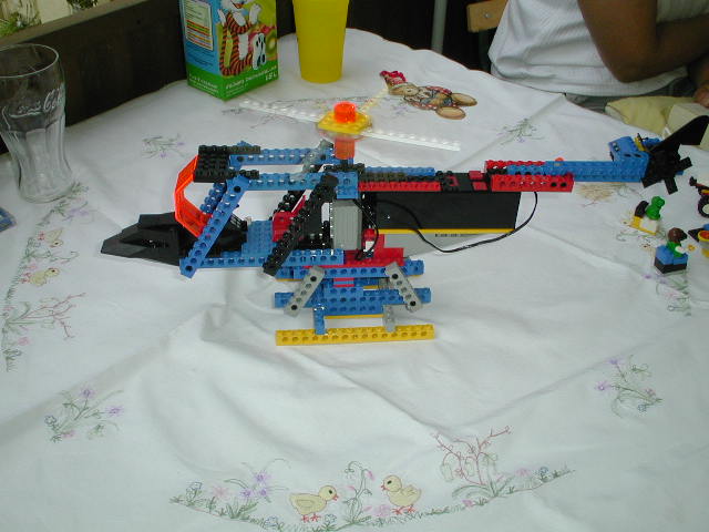 heli004.jpg