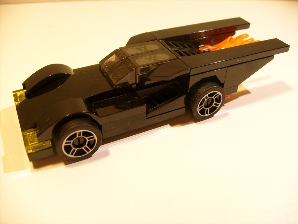 30161-15_batmobil_1024px.jpg