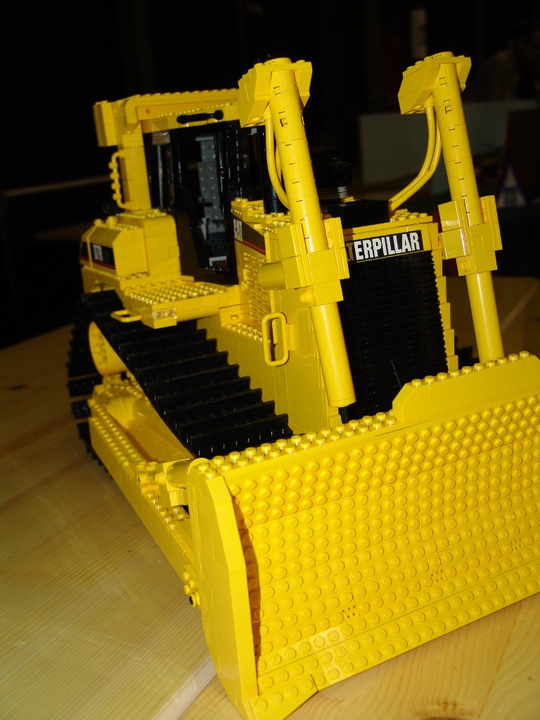 legotrucks05.jpg