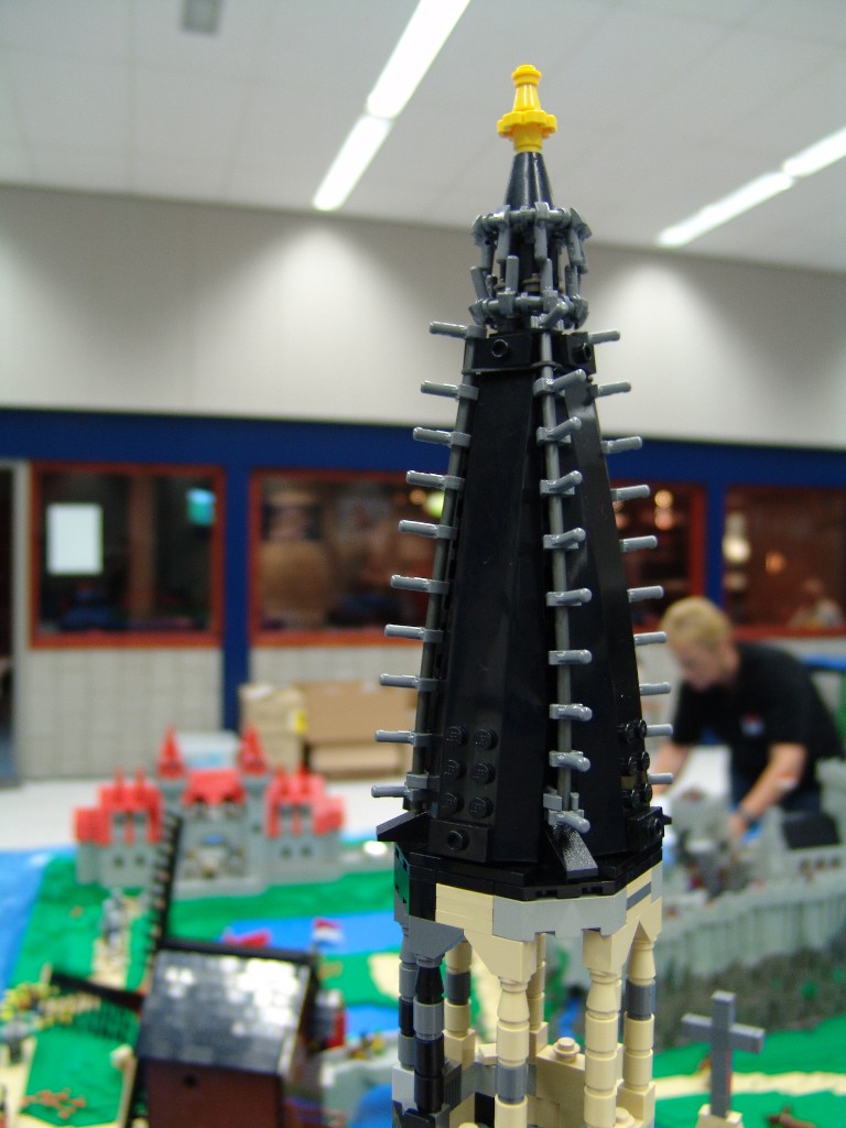 castle_aliencat_04.jpg