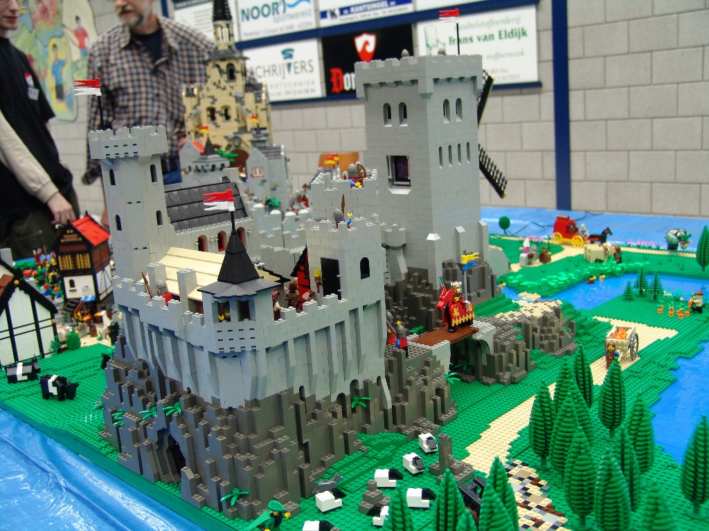 castle_mockingbird_01.jpg