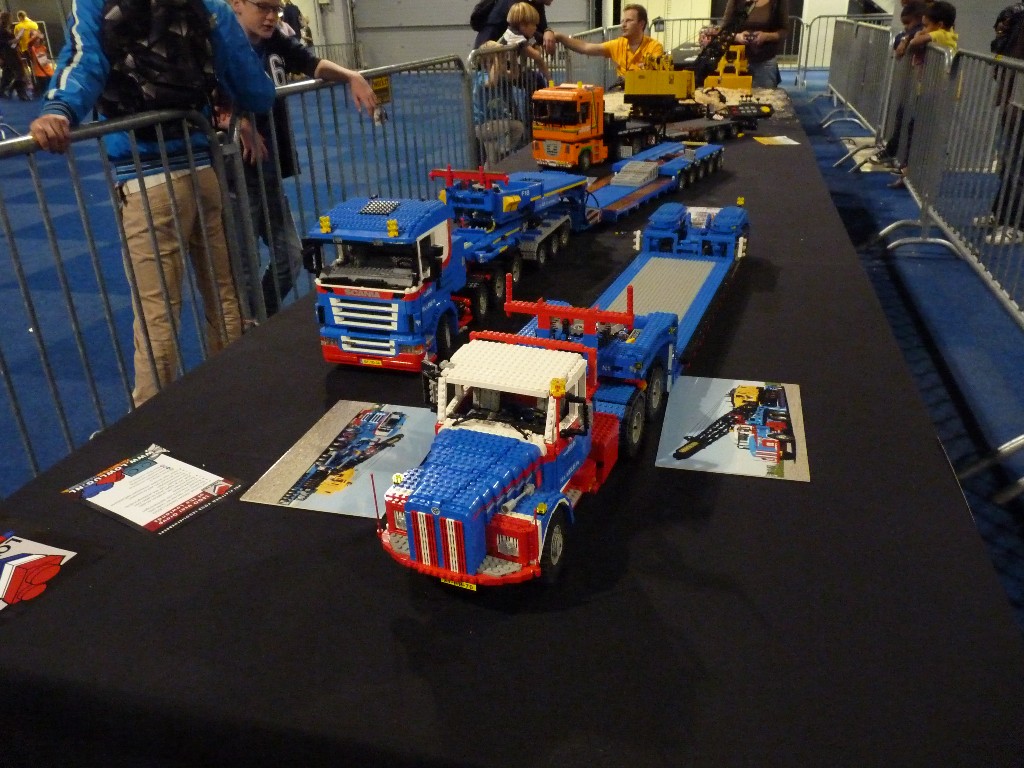legotrucks_p1050280.jpg