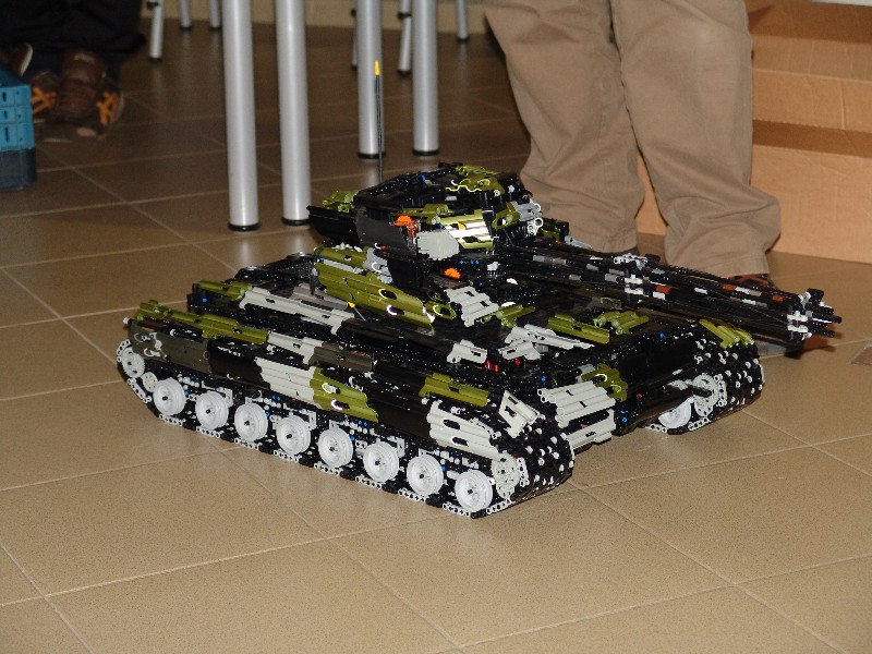 tank02.jpg