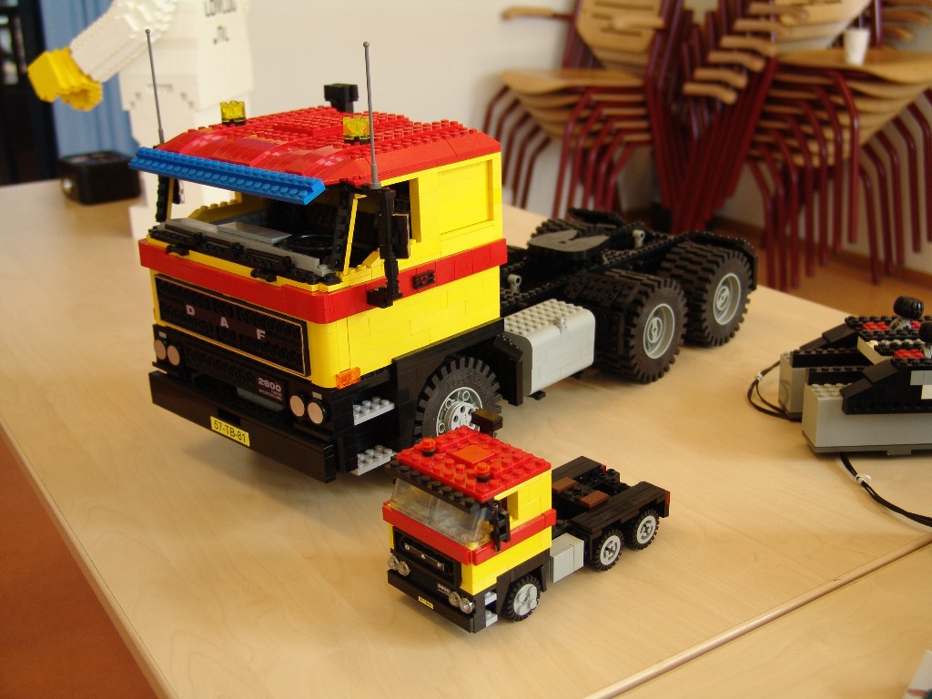 legotrucker_2.jpg
