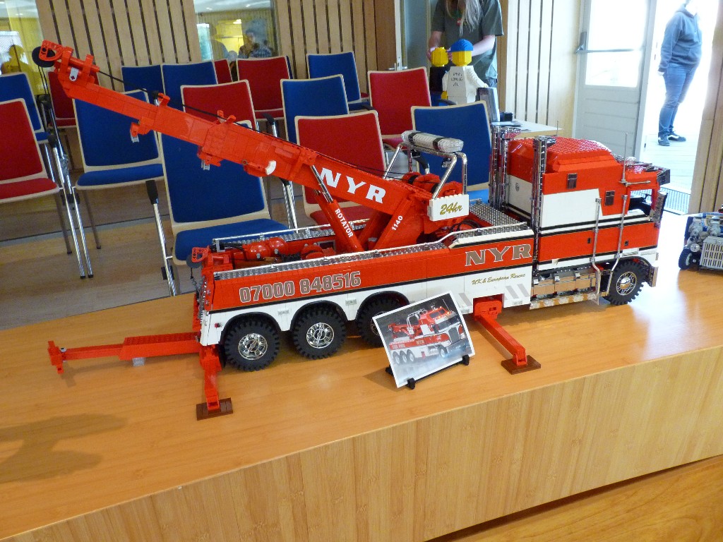 legotrucks_p1050934.jpg