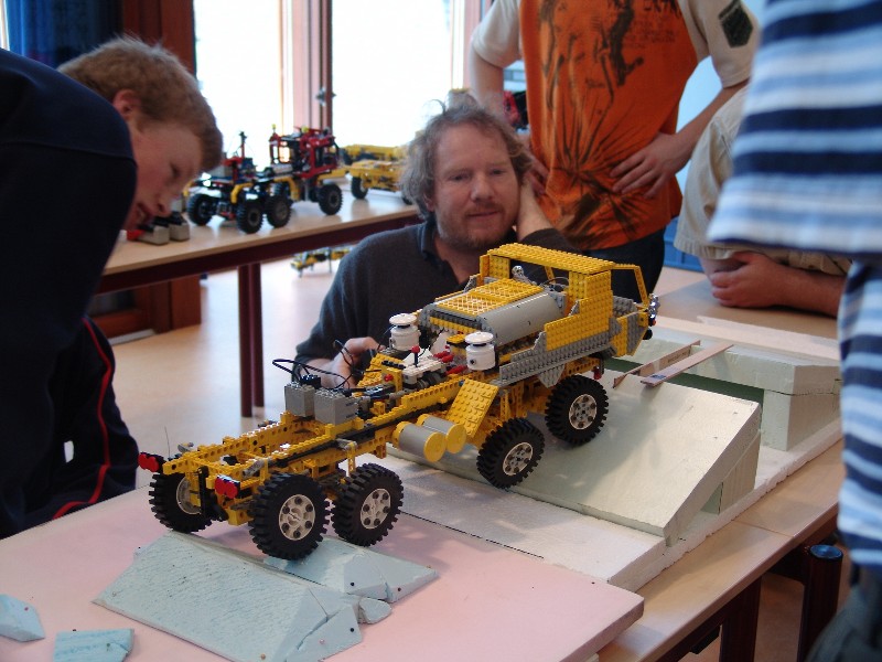 trucktrial1.jpg