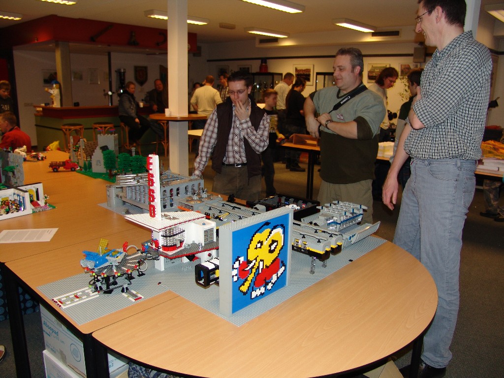 moonbase03.jpg