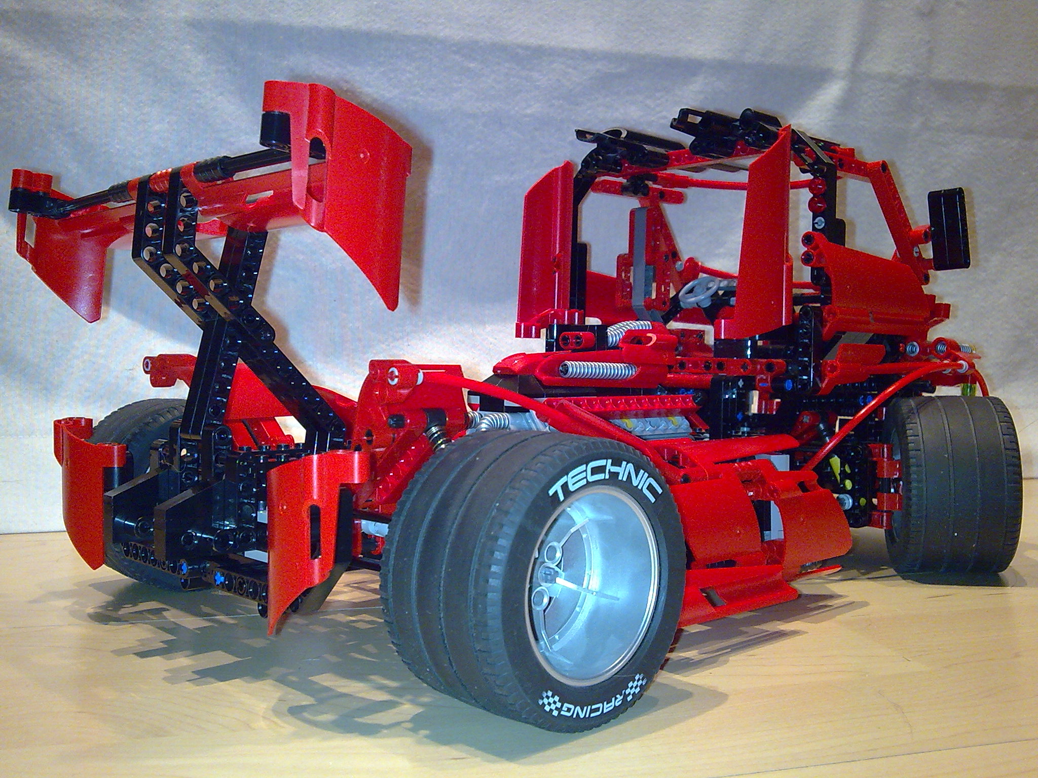 race_truck_red7.jpg