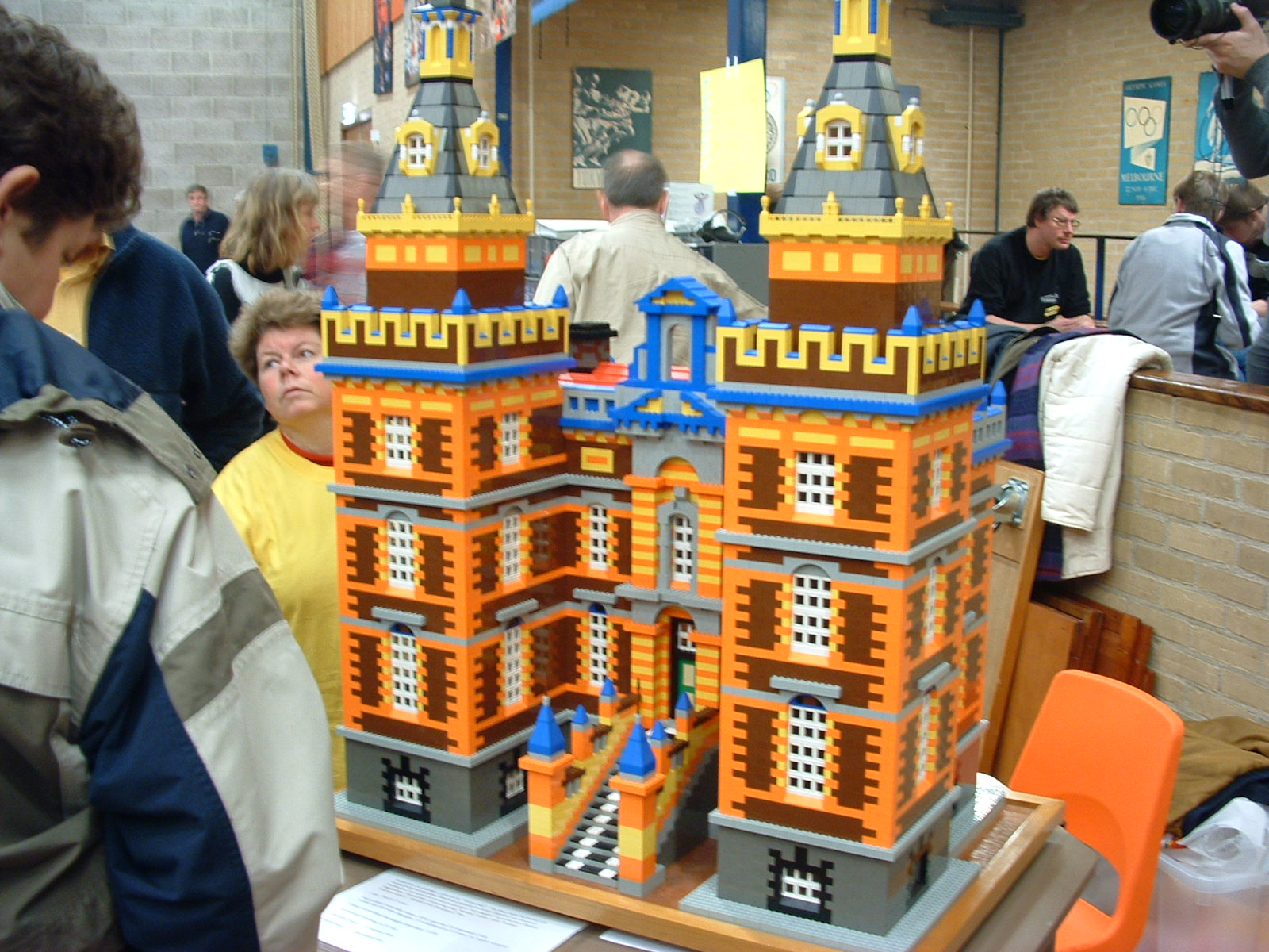 leo-castle.jpg