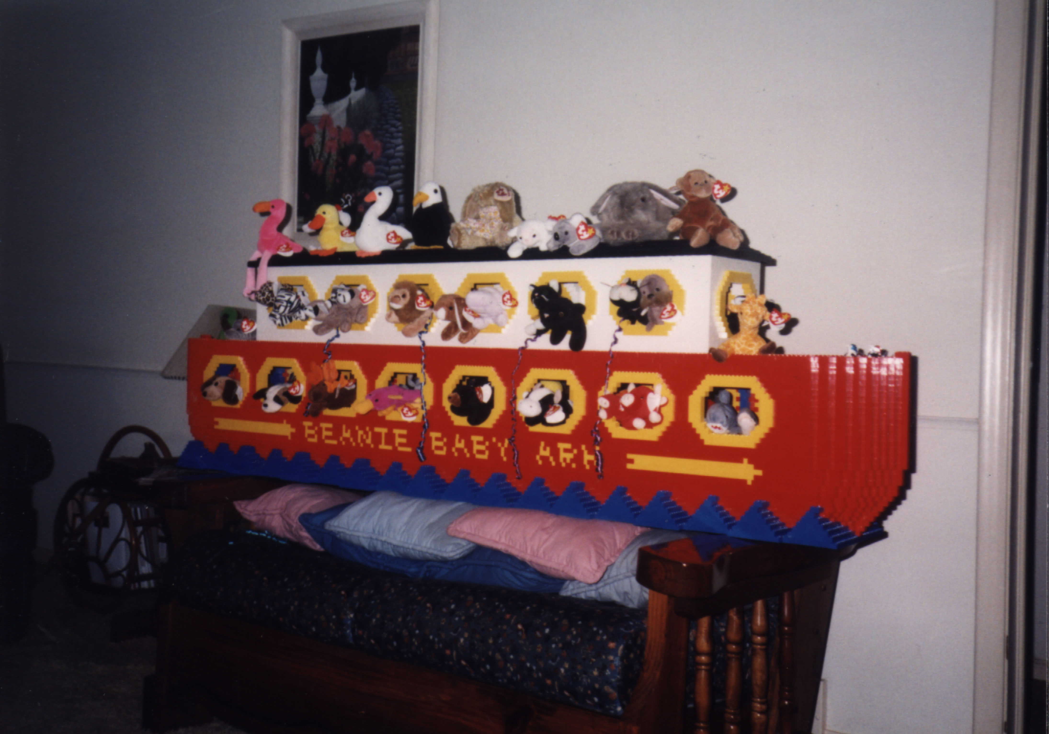 beanie_baby_ark__completed_08_1998.jpg