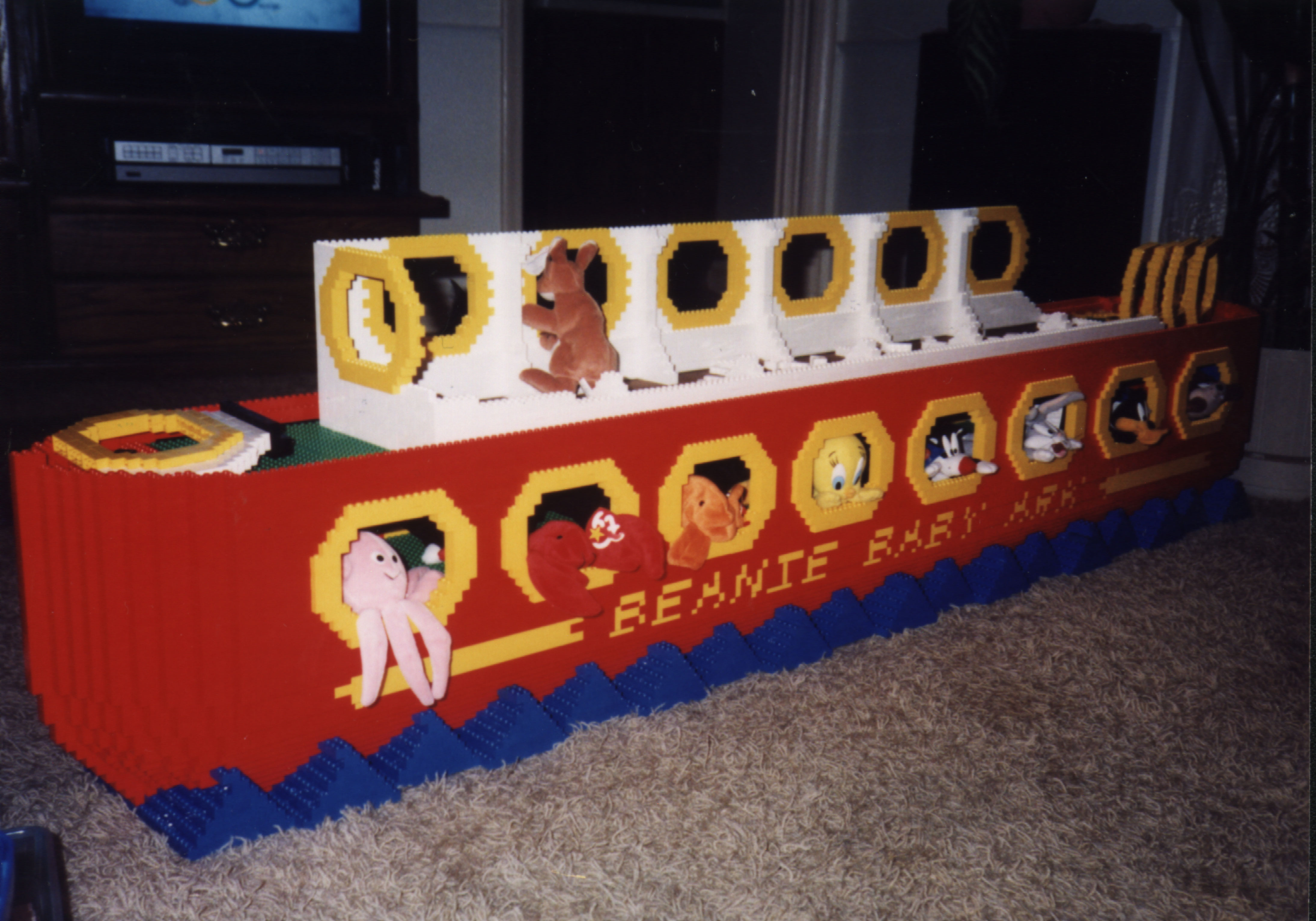 beanie_baby_ark_in_progress_02_1998.jpg