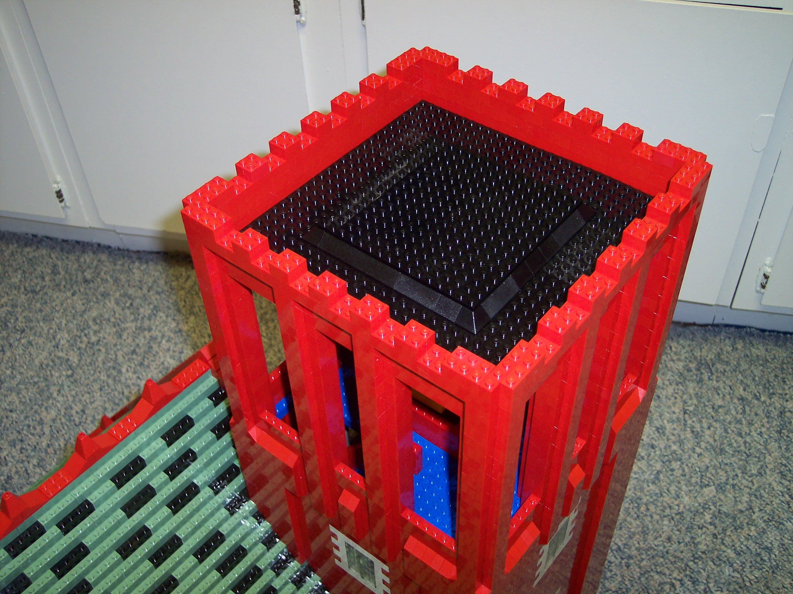 lilys_lego_house_26_2005.jpg