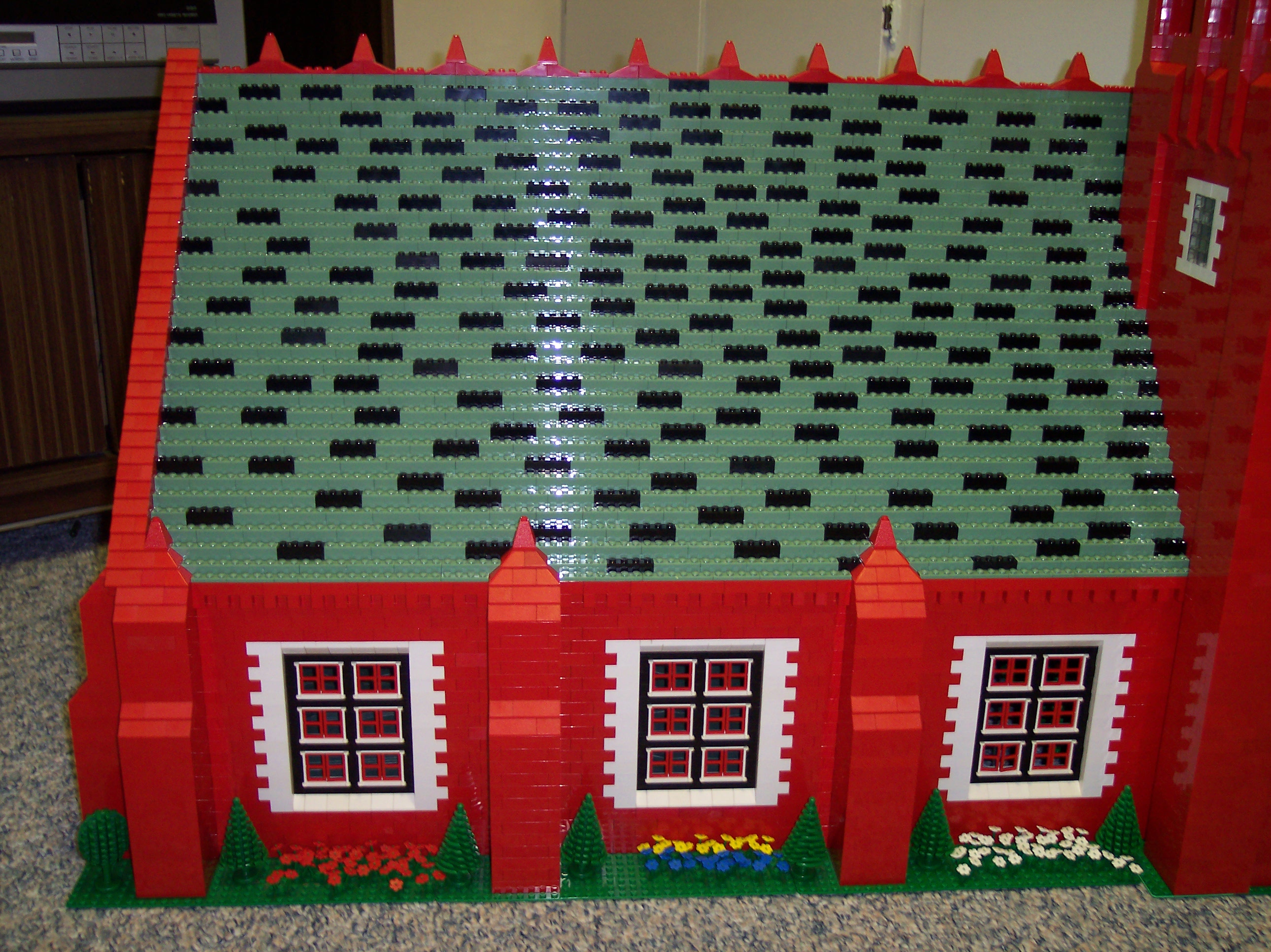 lilys_lego_house_29_2005.jpg