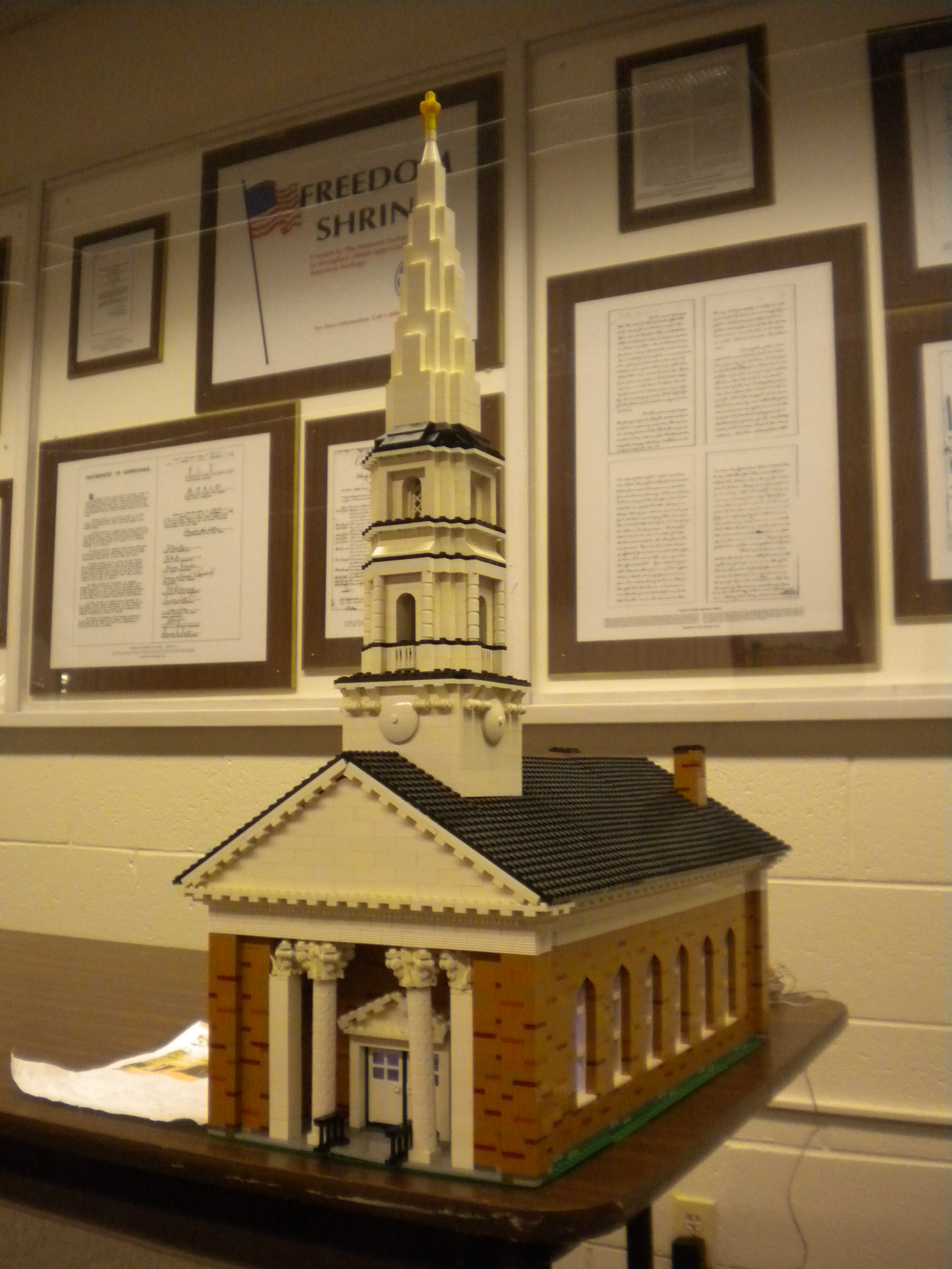michlug_meeting_livonia_sandburg_library_11-12-2011_03.jpg