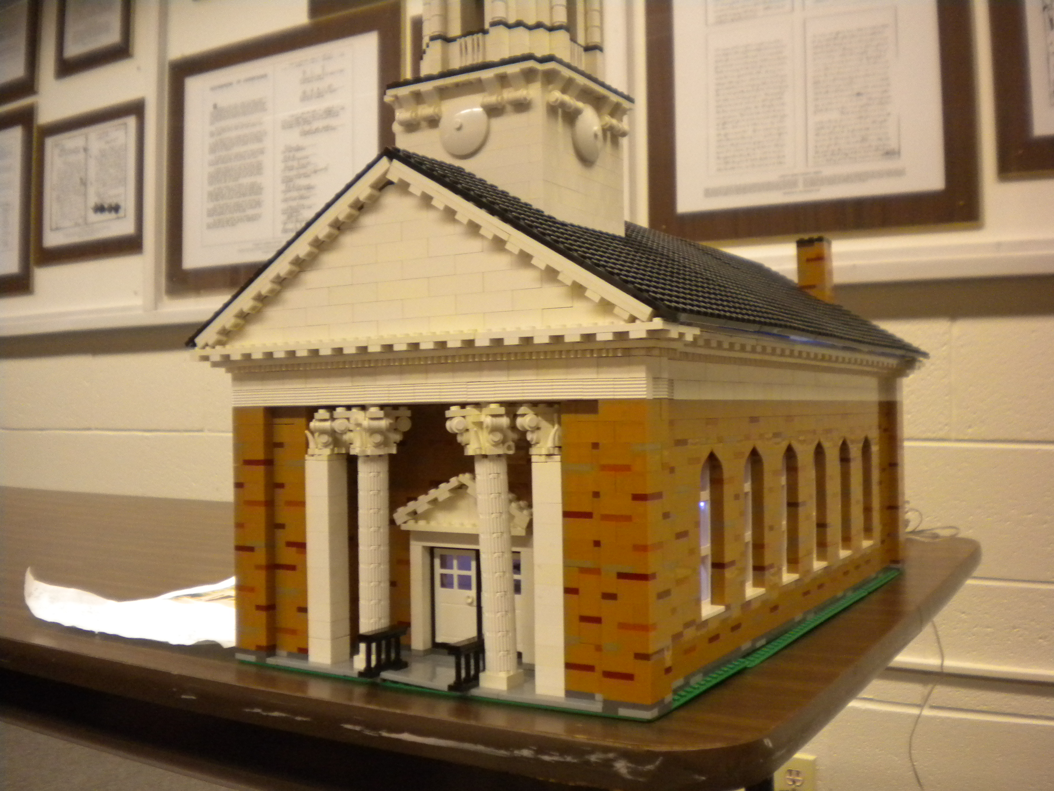 michlug_meeting_livonia_sandburg_library_11-12-2011_04.jpg