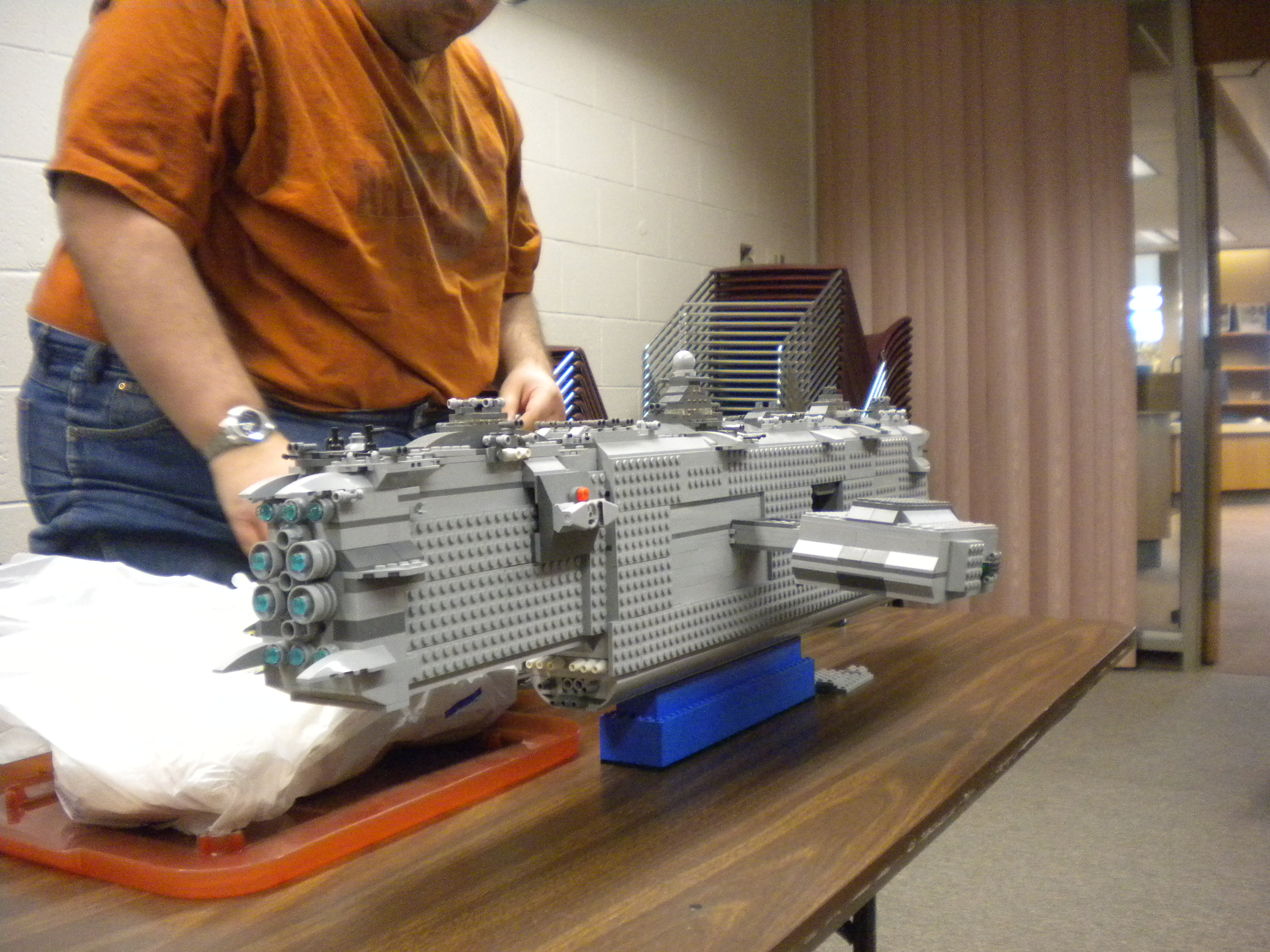 michlug_meeting_livonia_sandburg_library_11-12-2011_22.jpg