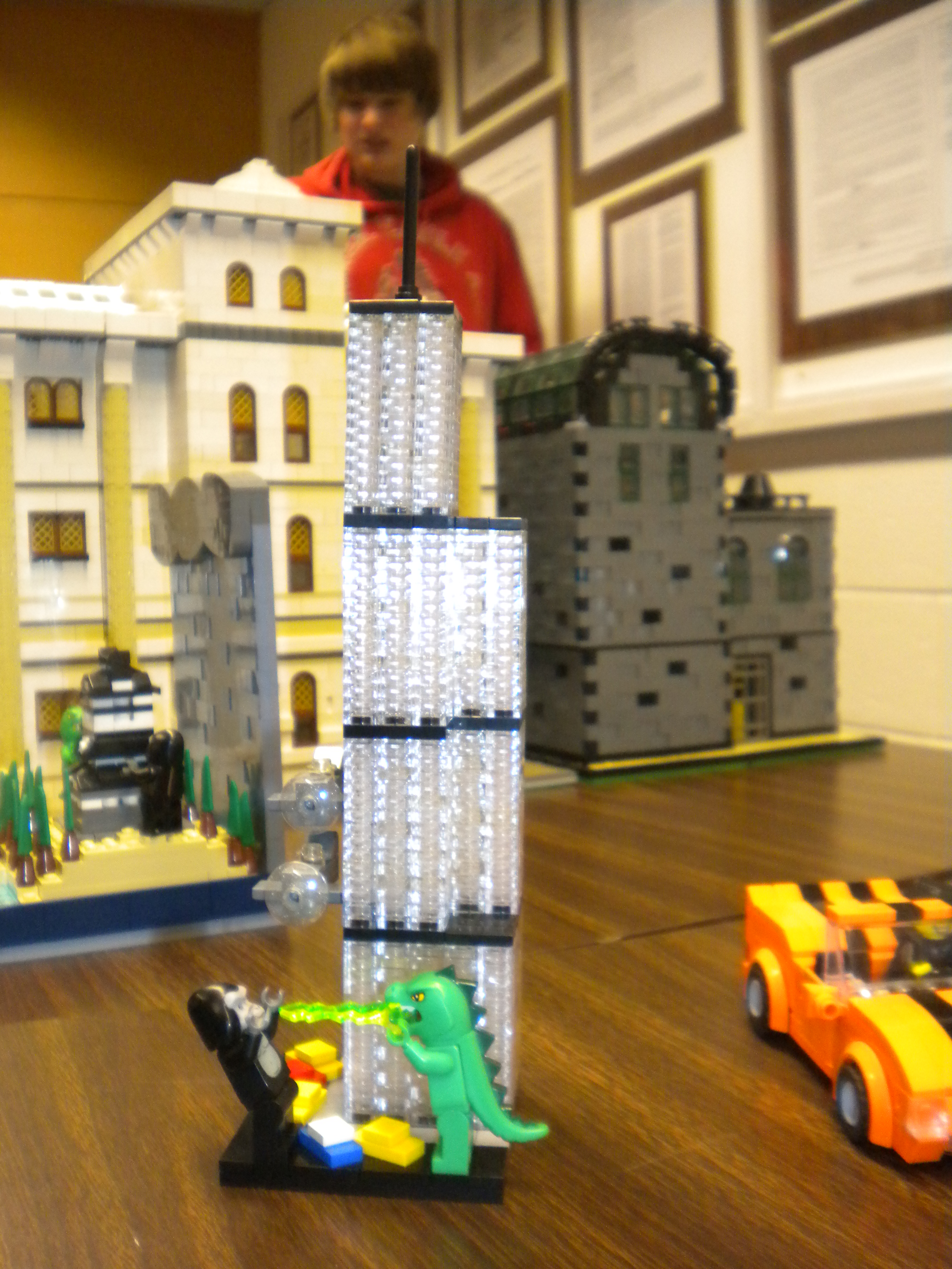 michlug_meeting_livonia_sandburg_library_11-12-2011_33.jpg