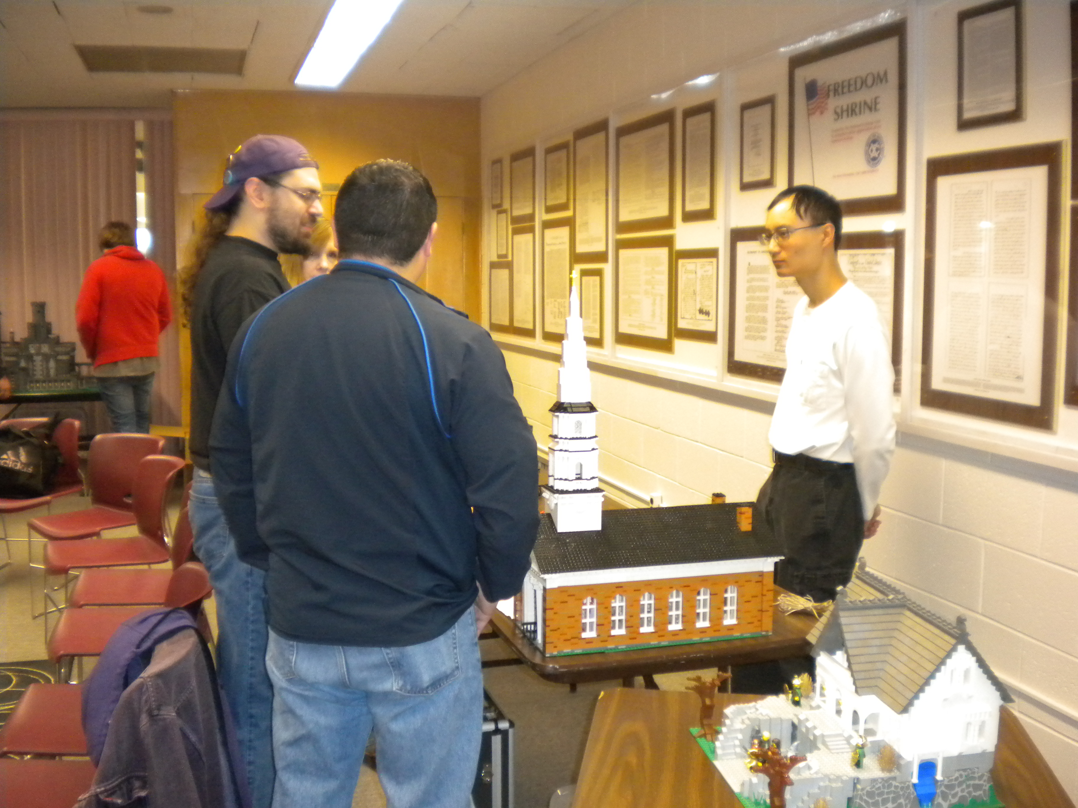 michlug_meeting_livonia_sandburg_library_11-12-2011_47.jpg