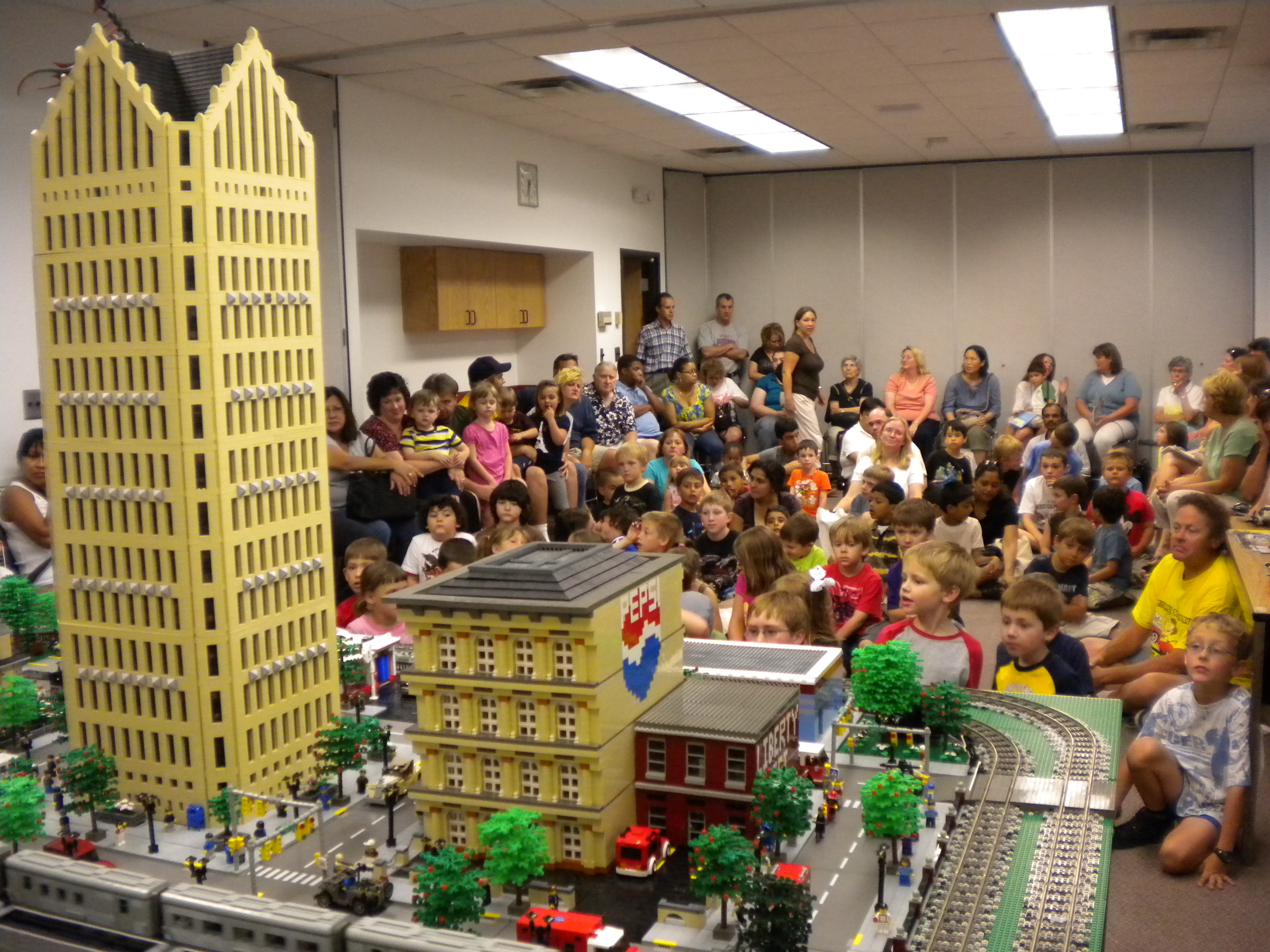 livonia_library_civic_center_michlug_july_2009__03.jpg