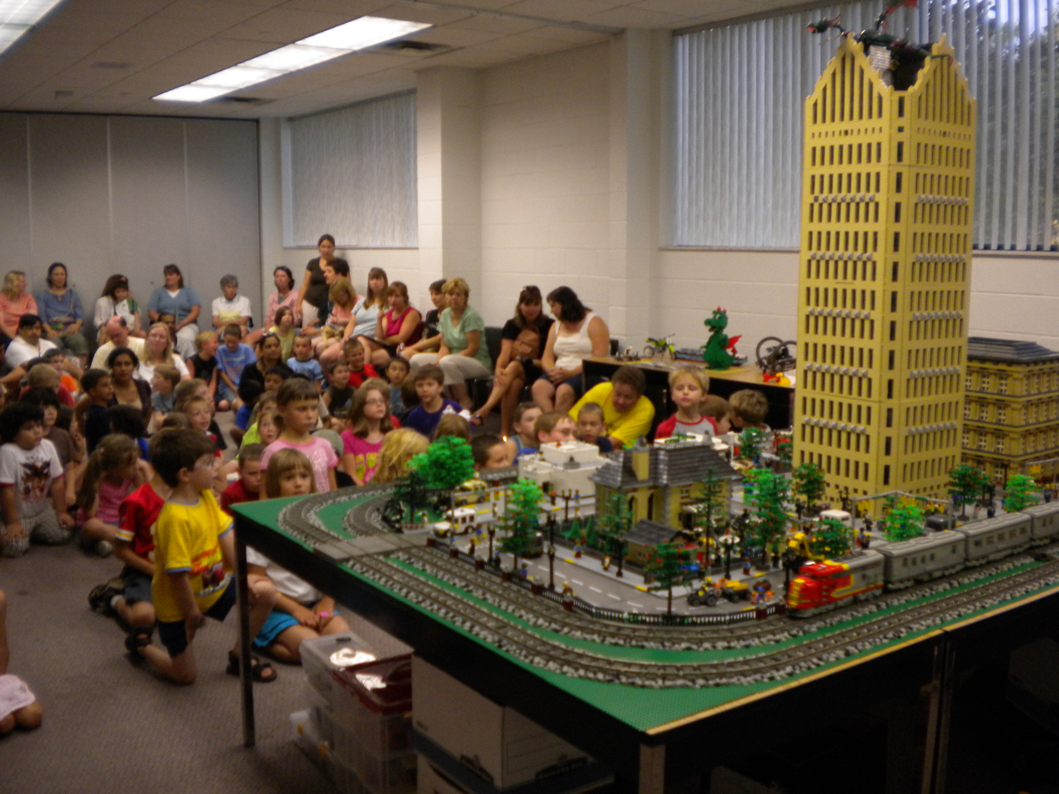 livonia_library_civic_center_michlug_july_2009__04.jpg