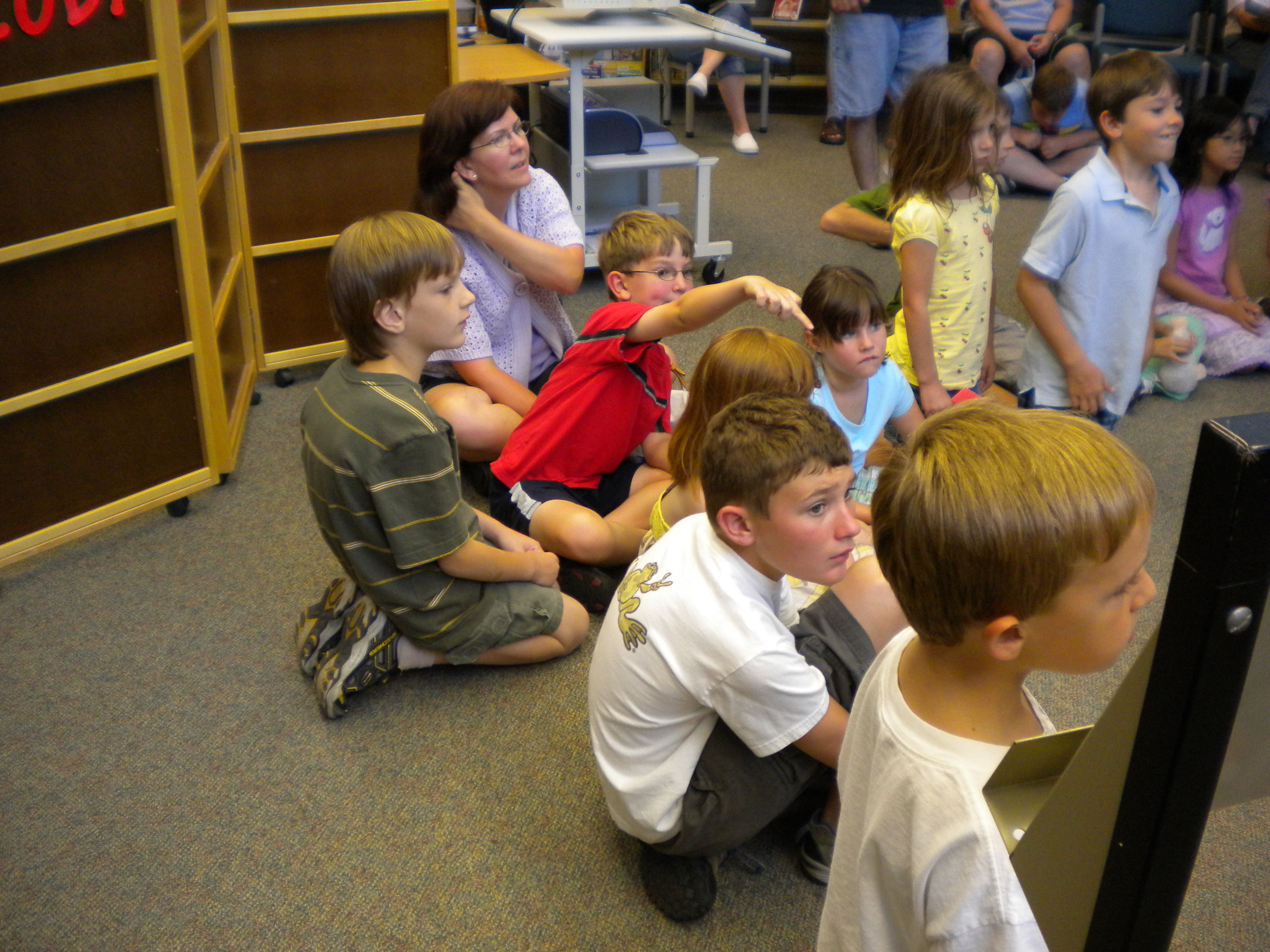 livonia_library_nobel_michlug_july_2009_03.jpg