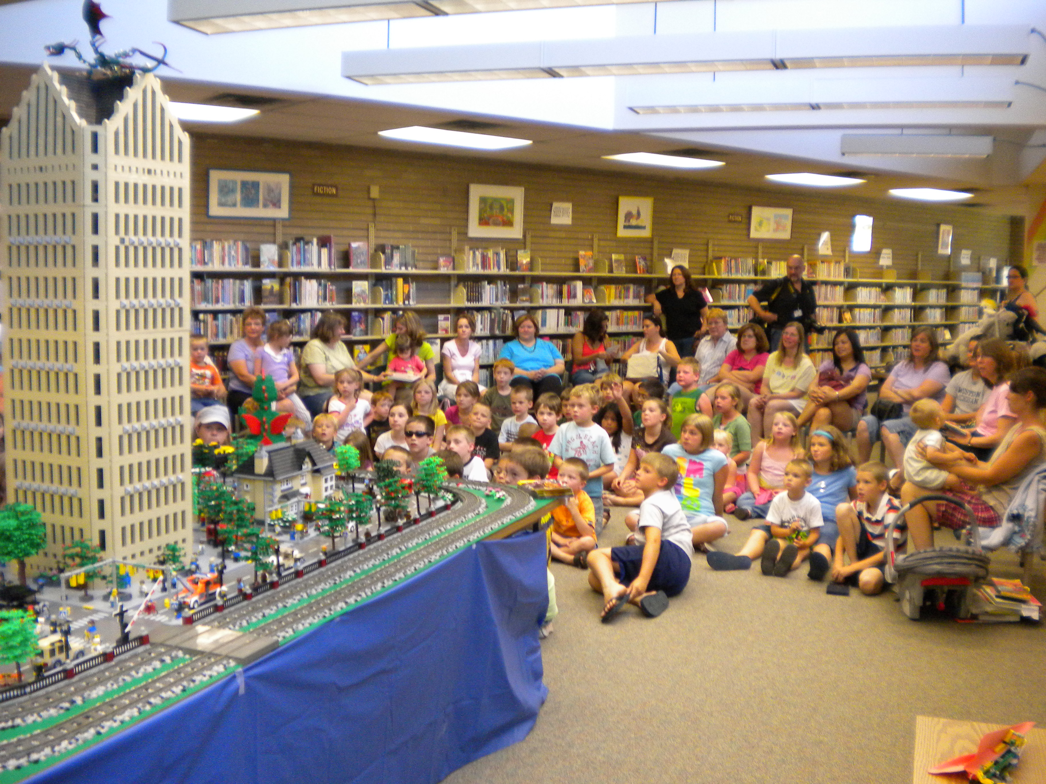 livonia_library_nobel_michlug_july_2009_11.jpg