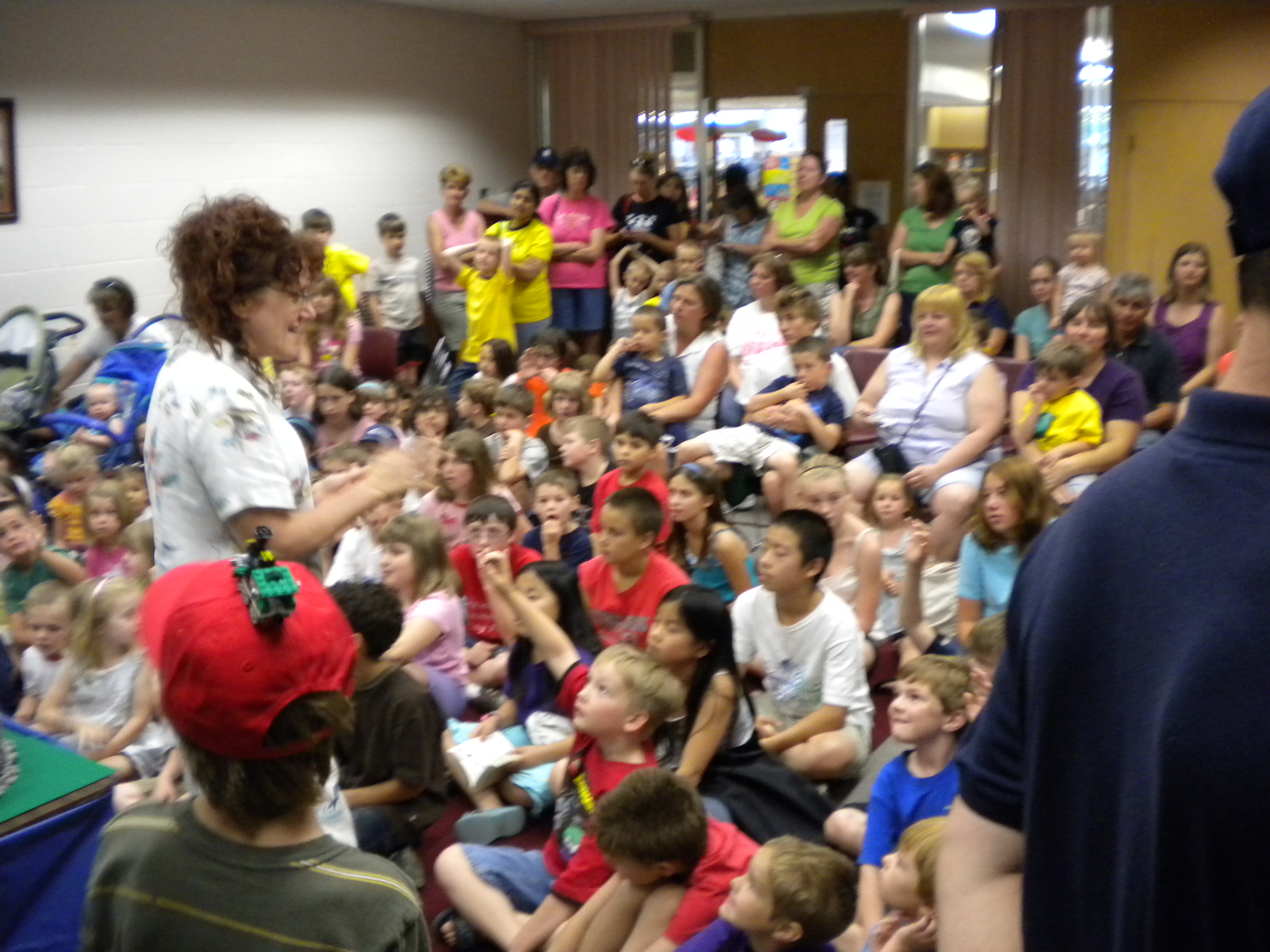 livonia_library_sandburg_michlug_july_2009_09.jpg