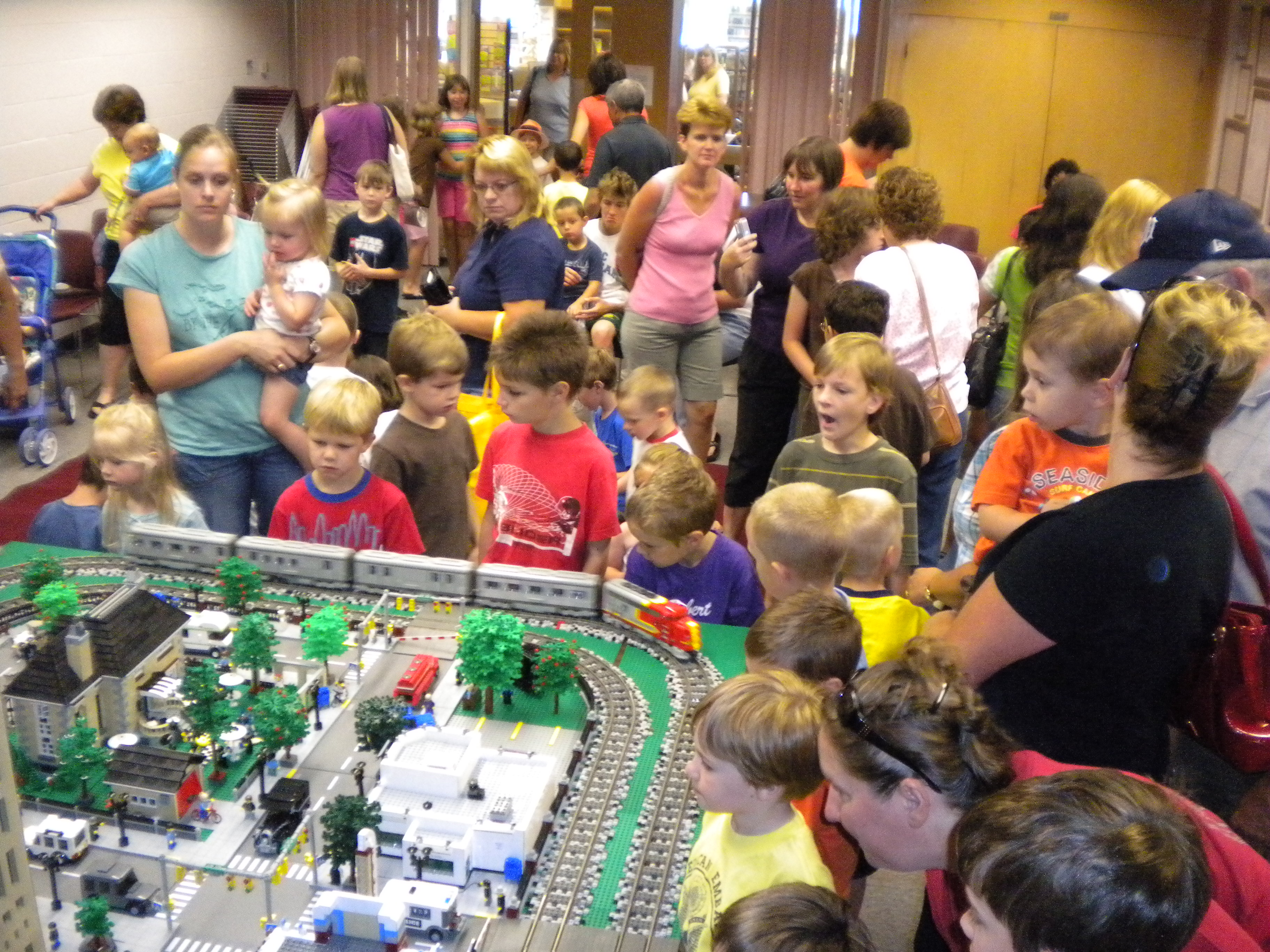 livonia_library_sandburg_michlug_july_2009_15.jpg