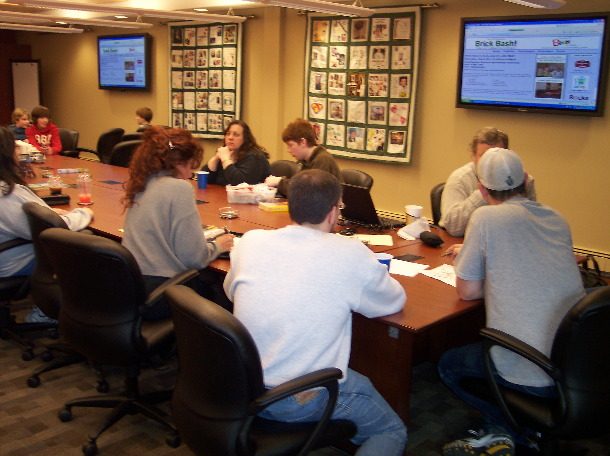 michlug_meeting_2-7-09_12.jpg