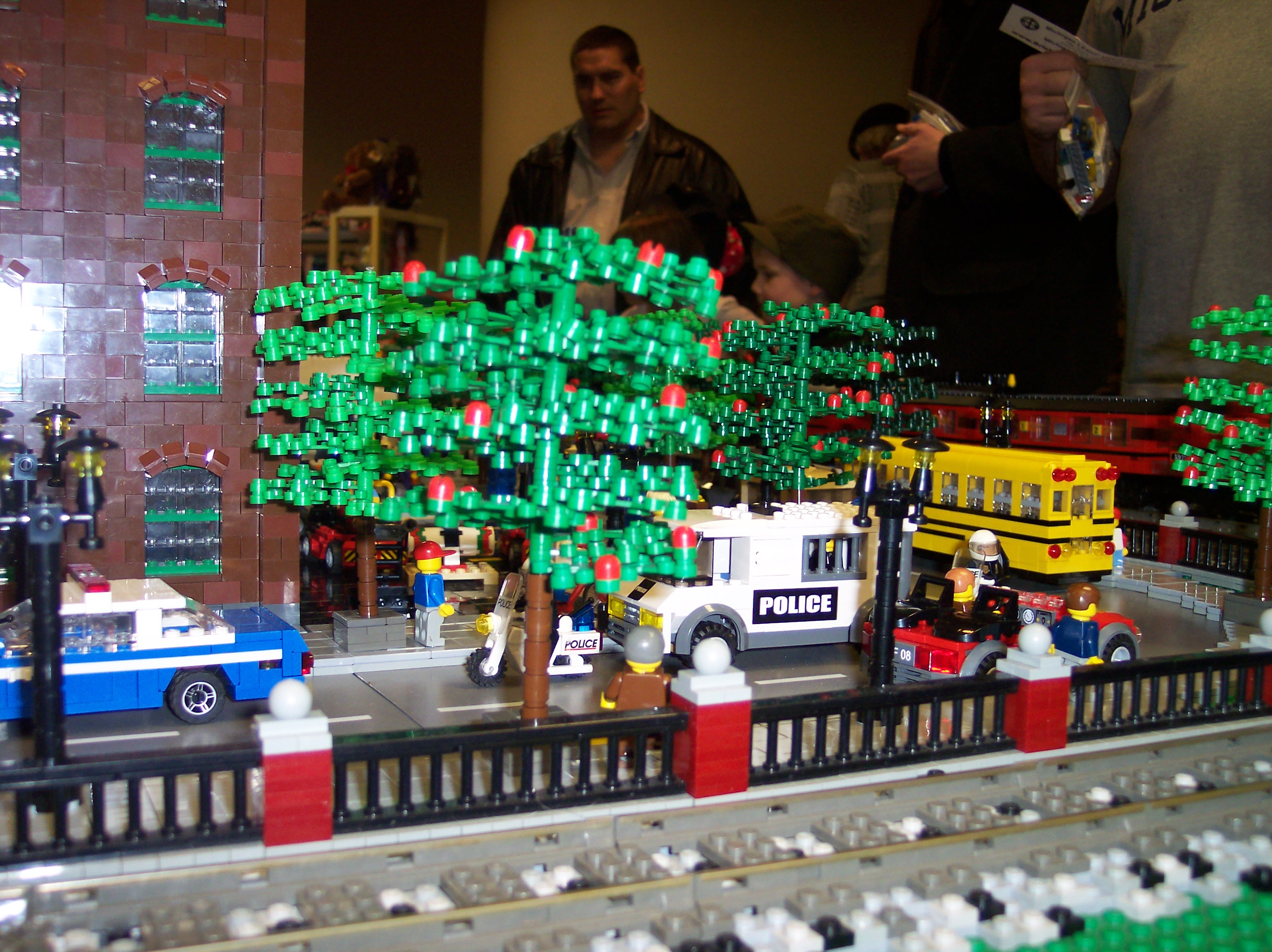 michlug_toledo_train_show_3-8-2009_015.jpg